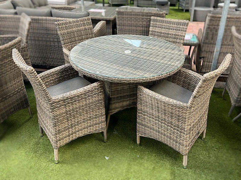 Round outdoor dining on sale sets for 4