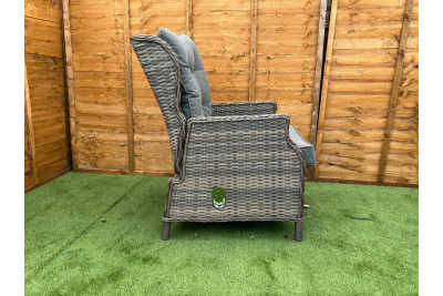 Sapcote Deluxe Reclining Set in Brown Rattan