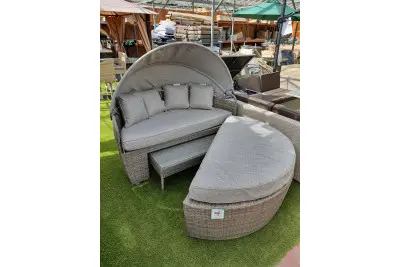 Rattan Day Bed with Canopy and Table (Grey)