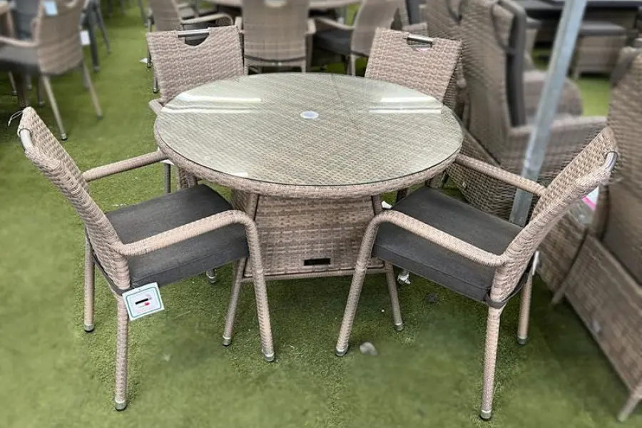 Customer Reviews for Sharnford Stacking 4 Seater Rattan Dining Set in Cappuccino Brown