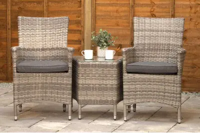 Sapcote Companion Set in Grey Rattan