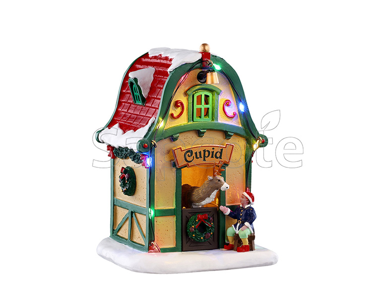 Lemax Cupid’s Den – Lighted Reindeer Stable Santa’s Wonderland