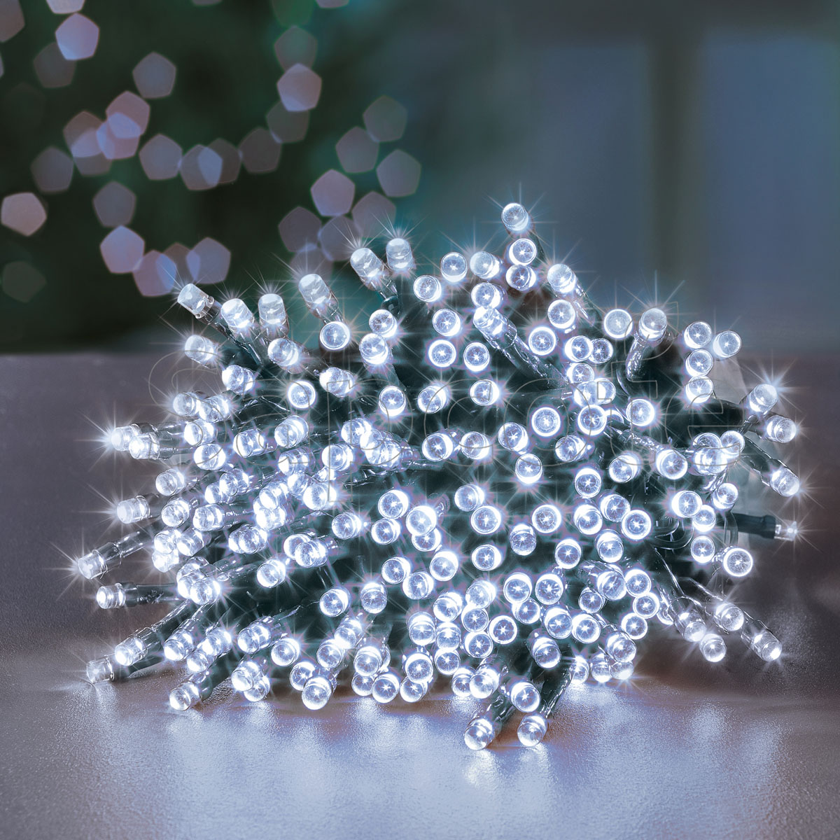Premier 120 LED SupaBrights - White (9.5 m)