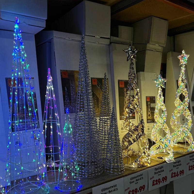 pre lit fibre optic trees