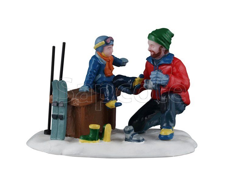 Lemax Father and Son Ski Day – Vail Village Figurine